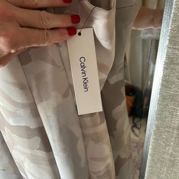 Calvin Klein Cream Tan Sheath Midi Dress Sleeveless NWT SZ 10 - Picture 4 of 14